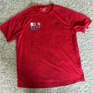 Chicago Marathon Under Armour Men's Medium Red Graphic tech shirt